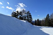 30 Salendo la pista panoramica...sguardo indietro 